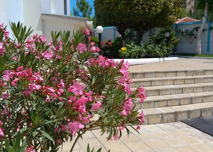 41 Апартаменты Равда